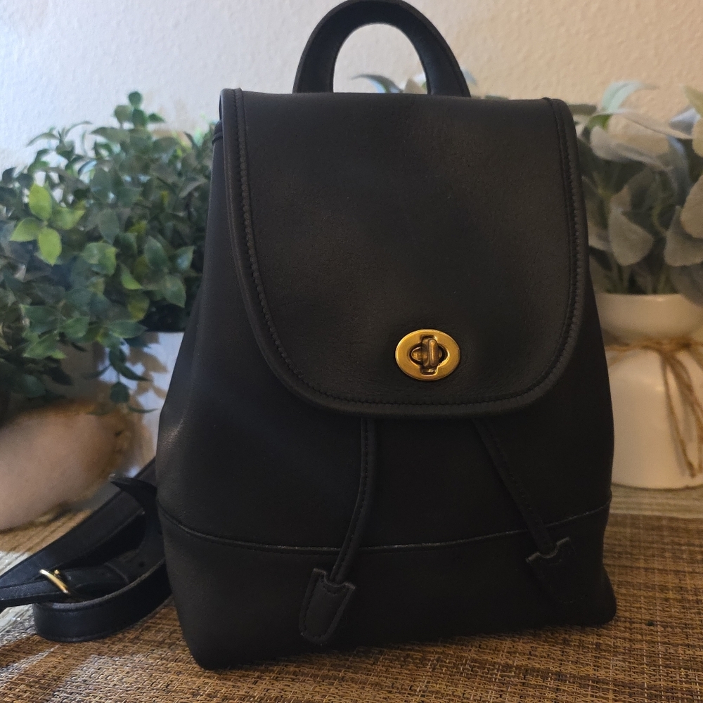 Vintage Coach Black Daypack 9960